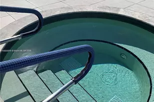 3625 N Country Club Dr, Aventura, FL 33180 - Photo 18