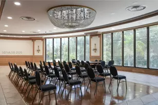 6039 Collins Ave, Miami Beach, FL 33140 - Photo 32