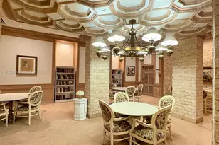 6039 Collins Ave, Miami Beach, FL 33140 - Photo 8