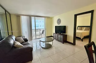 6039 Collins Ave, Miami Beach, FL 33140 - Photo 10
