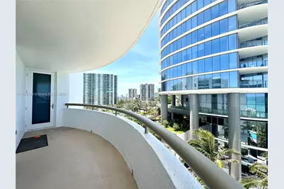 15645 Collins Ave #706, Sunny Isles Beach, FL 33160 - Photo 8