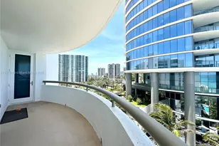 15645 Collins Ave, Sunny Isles Beach, FL 33160 - Photo 8