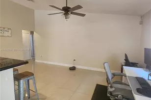 2017 NW 182nd Ave, Pembroke Pines, FL 33029 - Photo 12