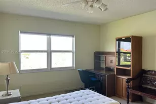 12950 SW 13th St, Pembroke Pines, FL 33027 - Photo 12