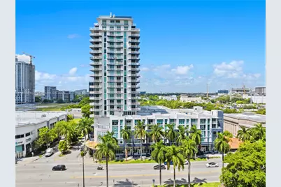 275 NE 18th St #CU-10, Miami, FL 33132 - Photo 1