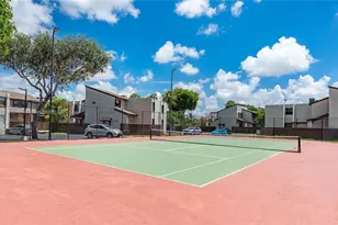 10010 NW 9th St Cir, Miami, FL 33172 - Photo 18