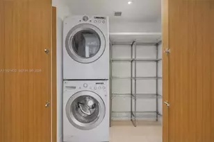 520 Brickell Key Dr, Miami, FL 33131 - Photo 14