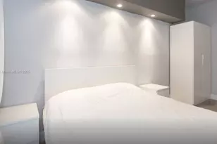 1325 Meridian Ave, Miami Beach, FL 33139 - Photo 18