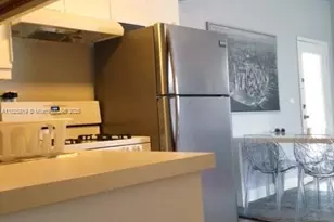 1325 Meridian Ave, Miami Beach, FL 33139 - Photo 4