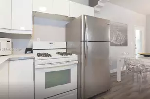 1325 Meridian Ave, Miami Beach, FL 33139 - Photo 22