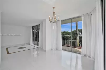3500 Mystic Pointe #105, Aventura, FL 33180 - Photo 12