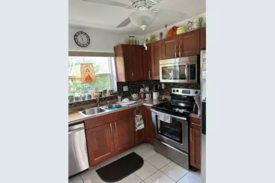 9841 Sunrise Lakes Blvd #310, Sunrise, FL 33322 - Photo 2