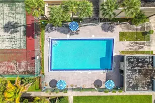 8635 NW 8th St, Miami, FL 33126 - Photo 26