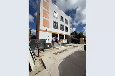 1037 NW 2nd St, Miami, FL 33128 - Photo 36