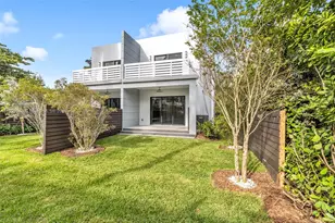 808 SW 9th St, Fort Lauderdale, FL 33315 - Photo 16