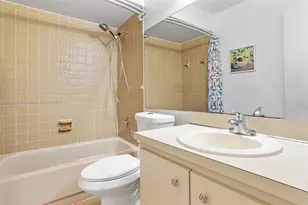 50 Forest Cir, Cooper City, FL 33026 - Photo 10