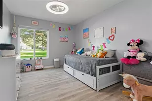 50 Forest Cir, Cooper City, FL 33026 - Photo 8