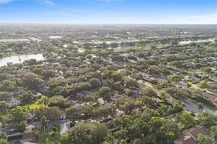 50 Forest Cir, Cooper City, FL 33026 - Photo 20