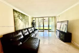 6404 Coral Lake Dr, Margate, FL 33063 - Photo 2