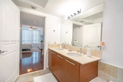 2641 N Flamingo Rd #1603N, Sunrise, FL 33323 - Photo 8