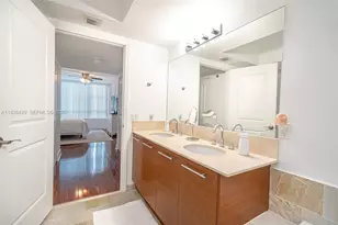 2641 N Flamingo Rd, Sunrise, FL 33323 - Photo 8
