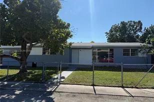 954 W 72nd Pl, Hialeah, FL 33014 - Photo 2