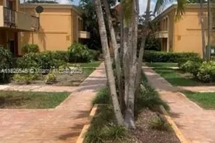 17901 NW 68th Ave, Hialeah, FL 33015 - Photo 14