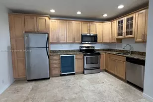 530 NE 15th Ct, Fort Lauderdale, FL 33304 - Photo 4