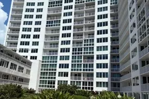 5401 Collins Ave, Miami Beach, FL 33140 - Photo 2