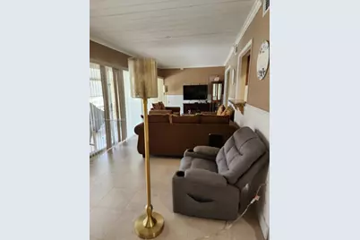 6311 NW 71st Ave, Tamarac, FL 33321 - Photo 16