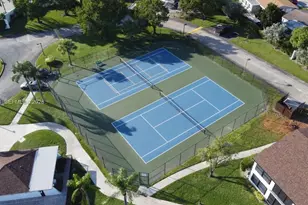 213 Lake Pointe Dr, Oakland Park, FL 33309 - Photo 26