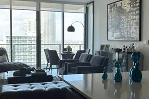 68 SE 6th St, Miami, FL 33131 - Photo 20