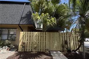 14260 SW 94th Cir Ln, Miami, FL 33186 - Photo 4