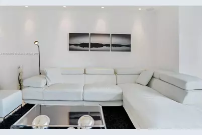475 Brickell Ave #4310, Miami, FL 33131 - Photo 6