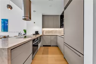 1100 Biscayne Blvd, Miami, FL 33132 - Photo 4