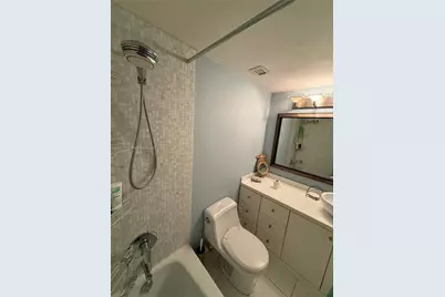 7441 Wayne Ave #10E, Miami Beach, FL 33141 - Photo 10