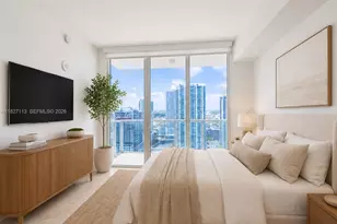 31 SE 5th St, Miami, FL 33131 - Photo 14