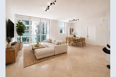 31 SE 5th St #4021, Miami, FL 33131 - Photo 4