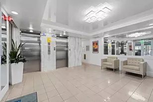 401 Ocean Dr, Miami Beach, FL 33139 - Photo 18