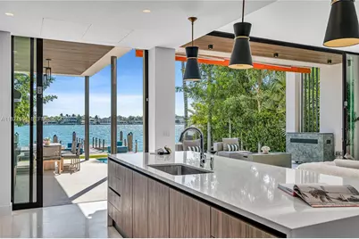 1510 Stillwater Dr, Miami Beach, FL 33141 - Photo 16