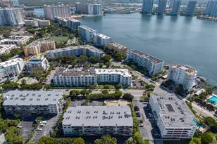250 NE 181st Dr, Sunny Isles Beach, FL 33160 - Photo 32