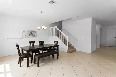 878 NE 191st St, Miami, FL 33179 - Photo 34