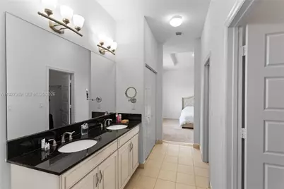 878 NE 191st St, Miami, FL 33179 - Photo 26