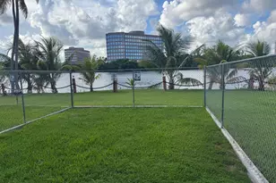 5199 NW 7th St, Miami, FL 33126 - Photo 34