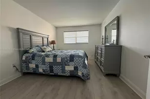 8880 Sunrise Lakes Blvd, Sunrise, FL 33322 - Photo 24