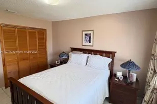 13736 SW 12th St, Miami, FL 33184 - Photo 8