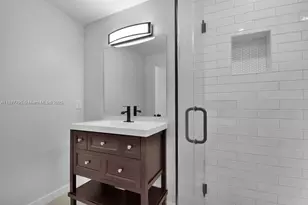 547 NW 49th St, Miami, FL 33127 - Photo 40