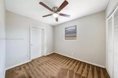 4130 NW 12th Ave, Oakland Park, FL 33309 - Photo 24