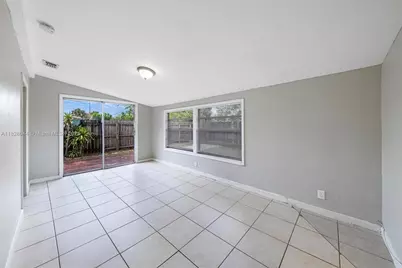 4130 NW 12th Ave, Oakland Park, FL 33309 - Photo 14
