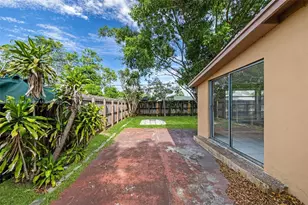 4130 NW 12th Ave, Oakland Park, FL 33309 - Photo 34